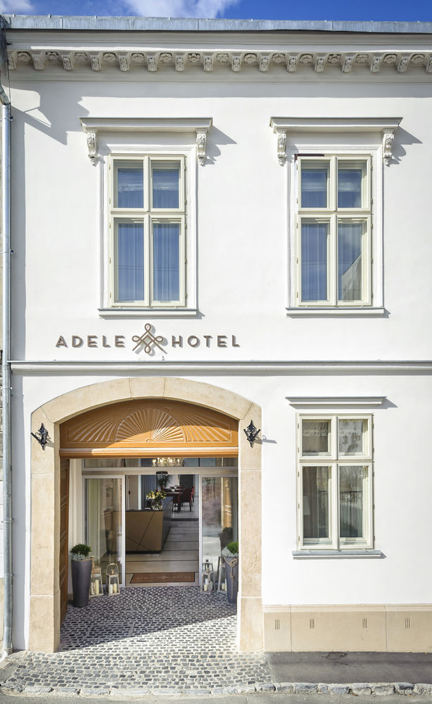 Adele Boutique Hotel Pécs Esterno foto